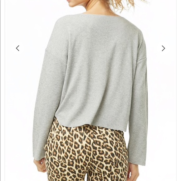 split neck knit top - Picture 4 of 4